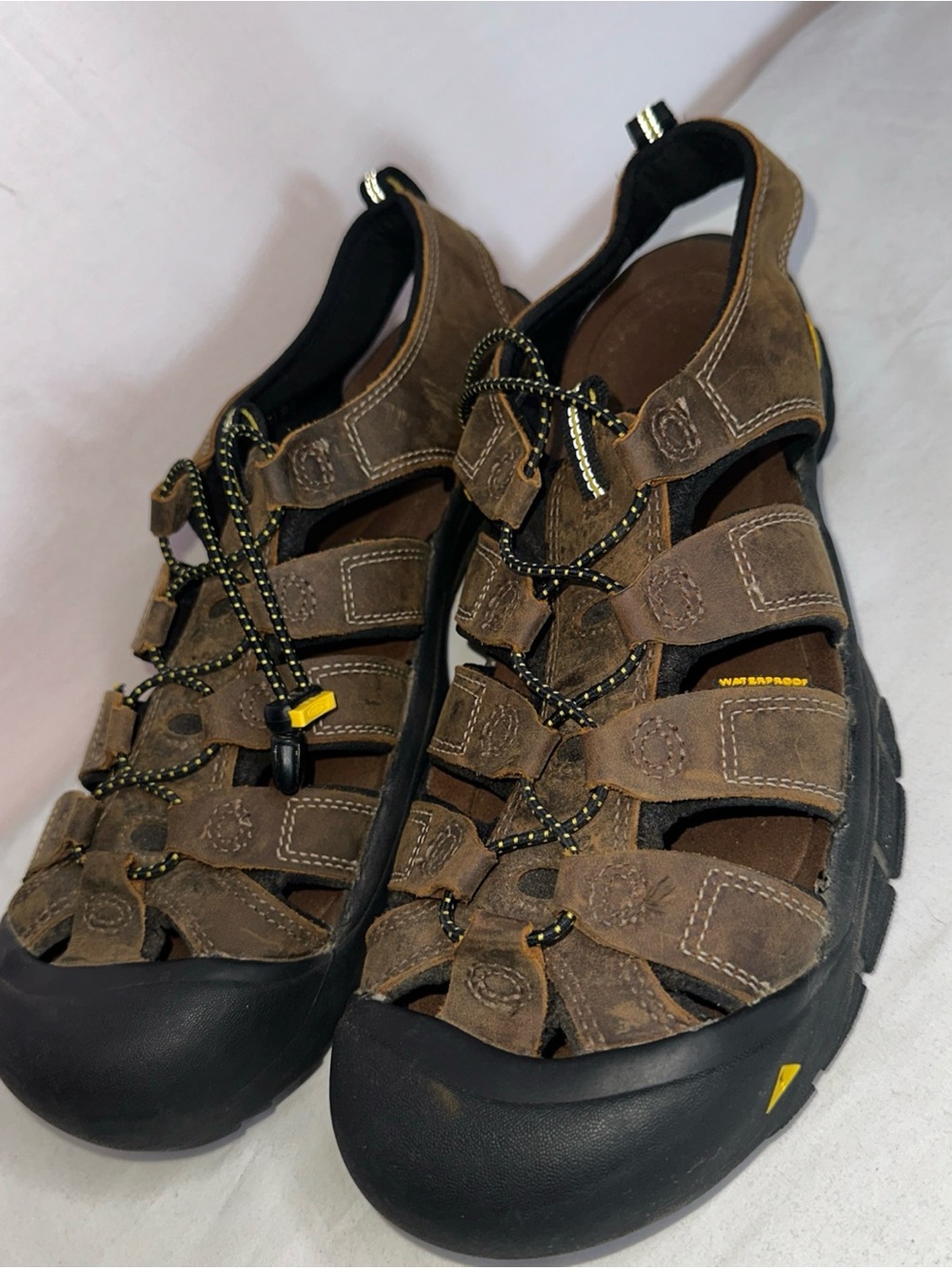 KEEN Brown Leather Men's Closed-Toe Hiking Sandals